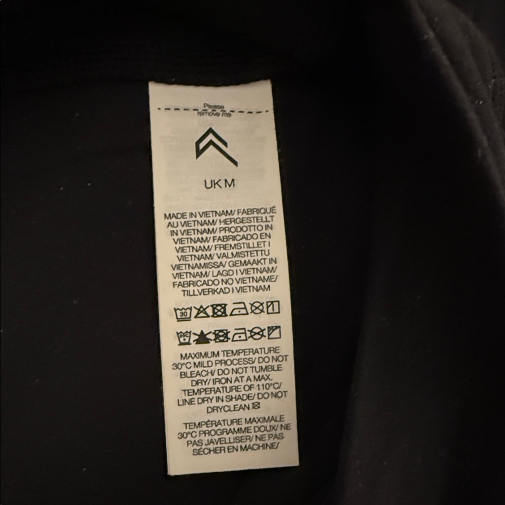 Oner Active Soft Motion Straight Leg Pants With White Logo in Black - Picture 3 of 3